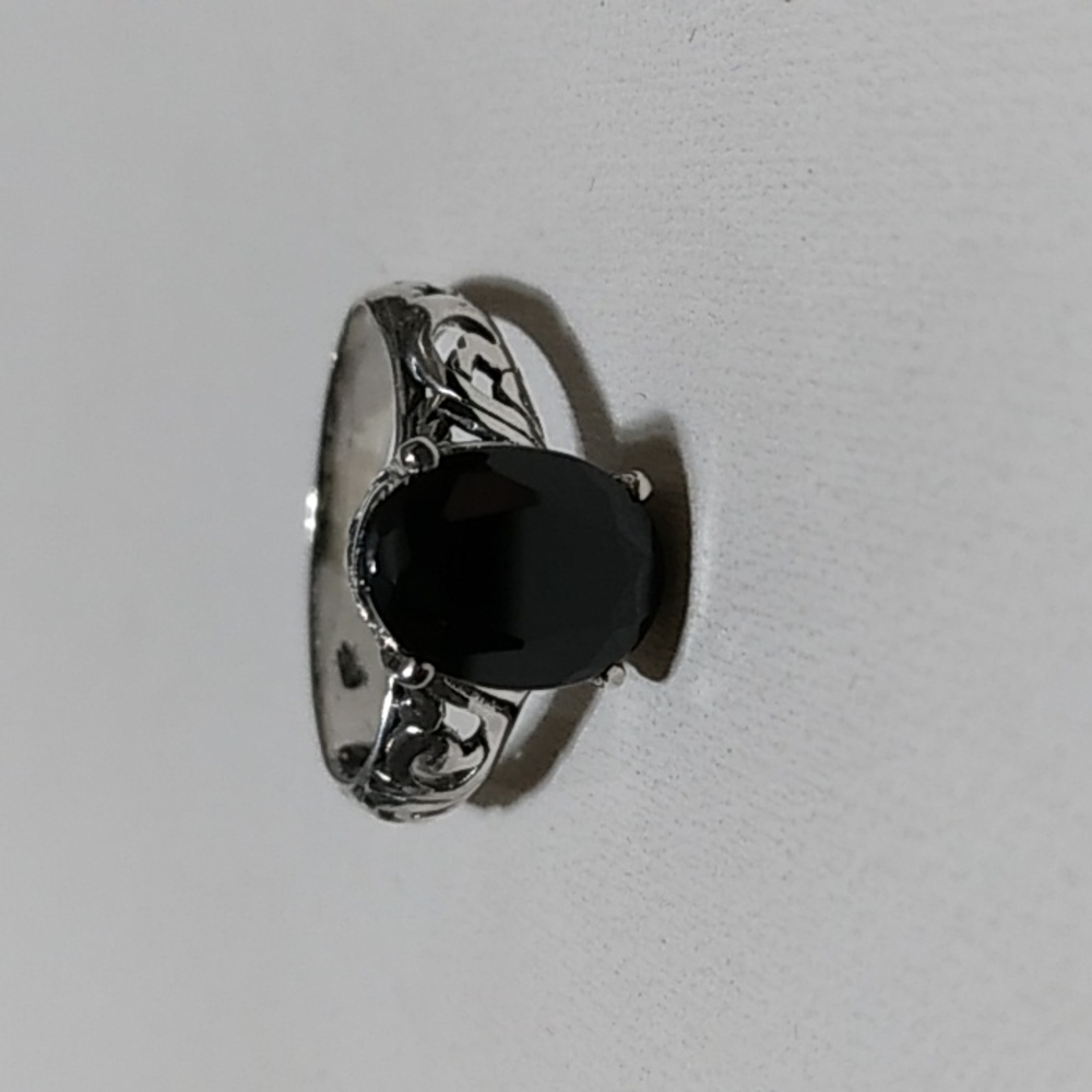 Spinel Ring - image 4
